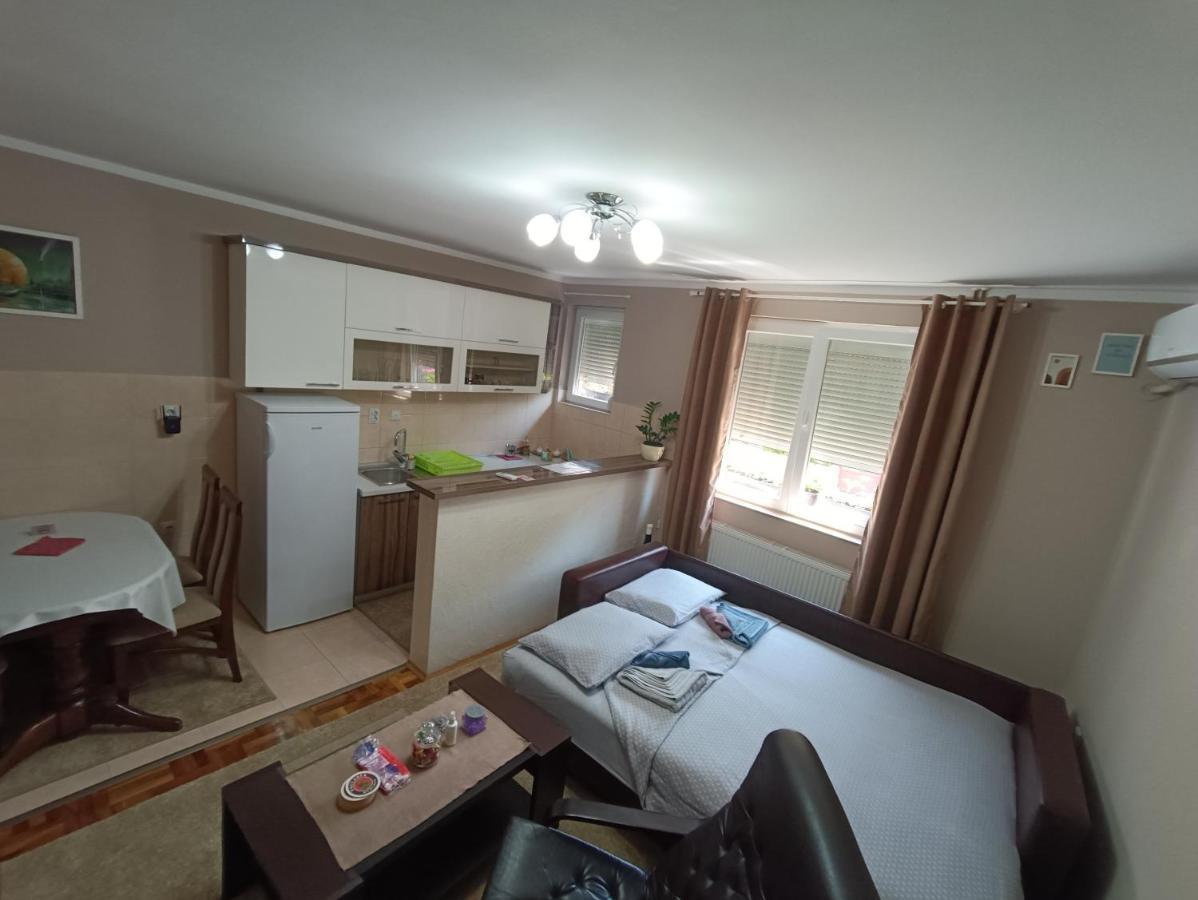 Fortress Apartments Ni Екстериор снимка