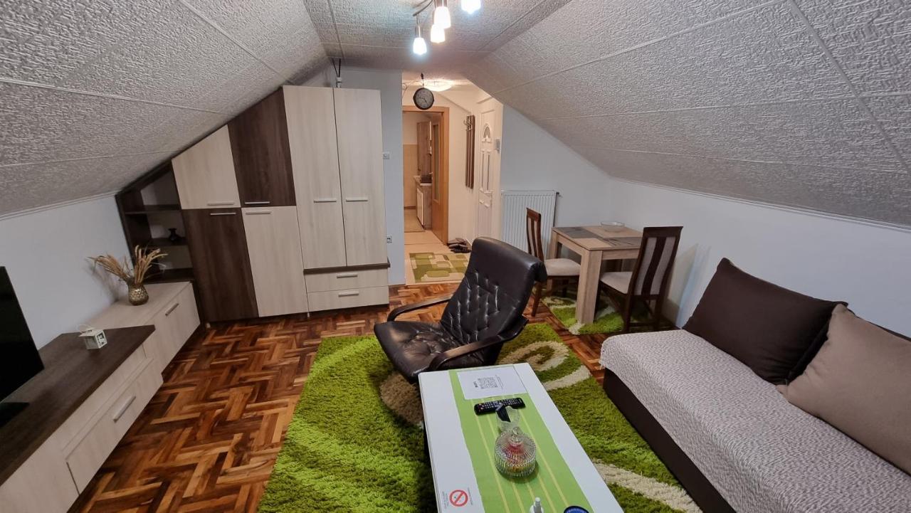 Fortress Apartments Ni Екстериор снимка